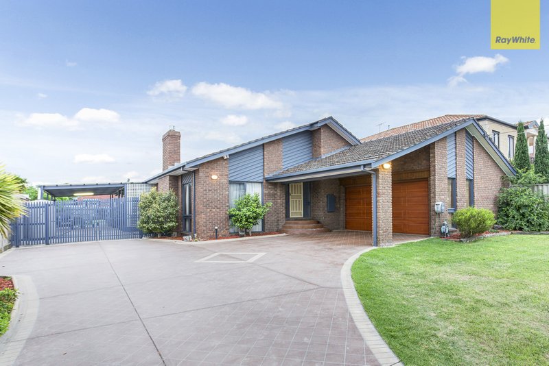 13 Dunraven Court, Sydenham VIC 3037