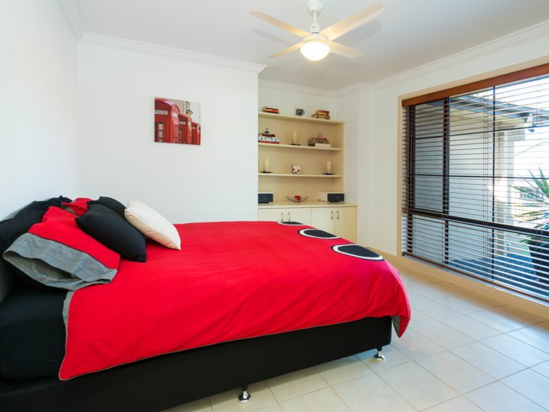 Photo - 13 Duxton Drive, Varsity Lakes QLD 4227 - Image 15