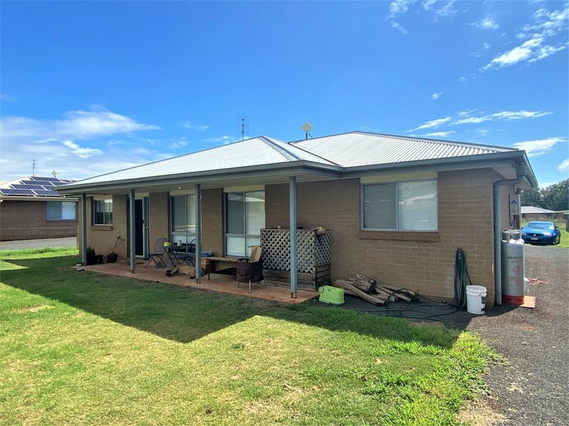 13 Earl Street, Memerambi QLD 4610