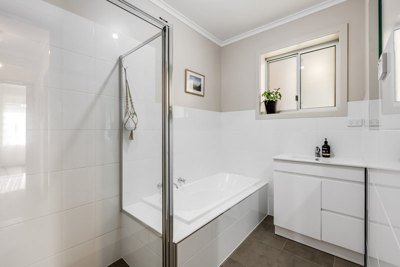 Photo - 13 Earl Street, Mount Gambier SA 5290 - Image 7
