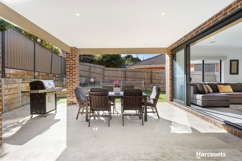 Photo - 13 Earls Court, Balwyn North VIC 3104 - Image 5