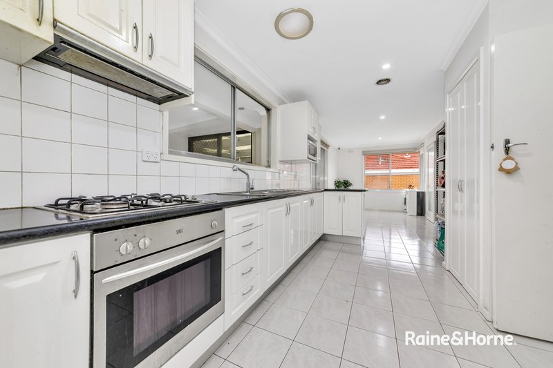 Photo - 13 Ebden Street, Noble Park North VIC 3174 - Image 3