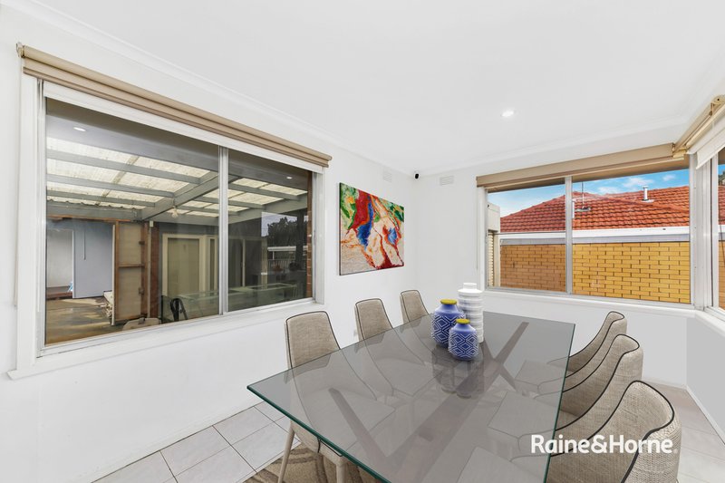 Photo - 13 Ebden Street, Noble Park North VIC 3174 - Image 5