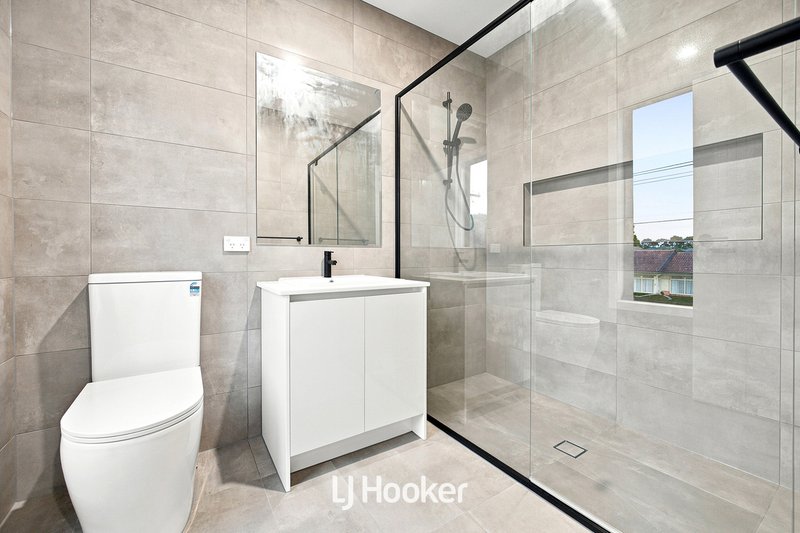 Photo - 1/3 Edinborough Street, Hallam VIC 3803 - Image 12