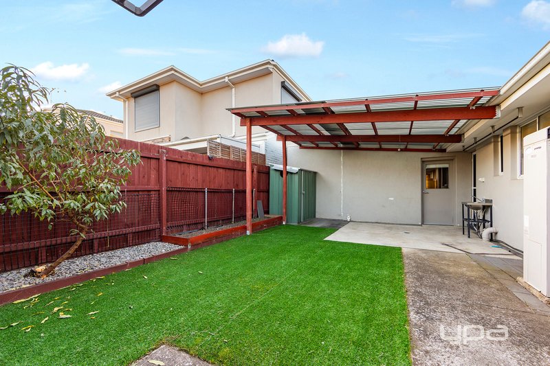 Photo - 1/3 Edward Street, Deer Park VIC 3023 - Image 11