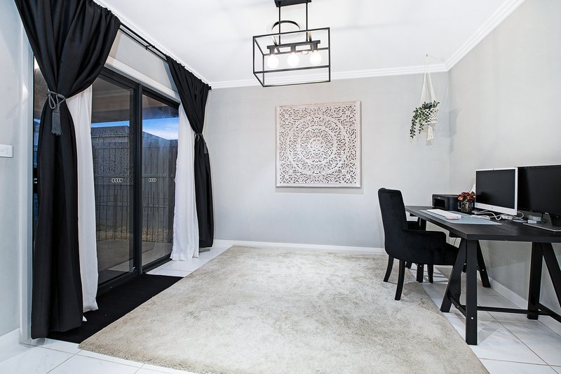 Photo - 13 Elderberry Street, Marsden Park NSW 2765 - Image 11