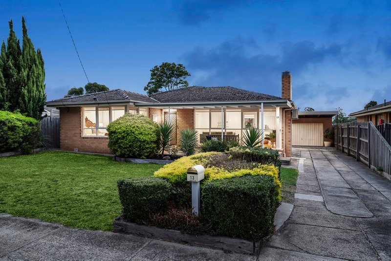 13 Emden Crescent, Mulgrave VIC 3170