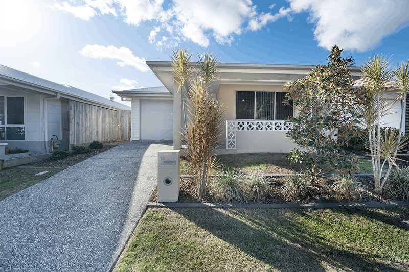 Photo - 13 Emma Street, Deebing Heights QLD 4306 - Image 2
