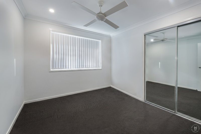 Photo - 13 Emma Street, Deebing Heights QLD 4306 - Image 11