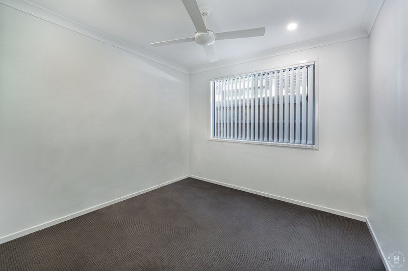 Photo - 13 Emma Street, Deebing Heights QLD 4306 - Image 12