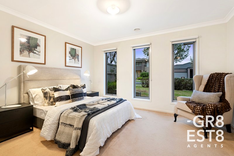 Photo - 13 Emu Bush Drive, Cranbourne West VIC 3977 - Image 3