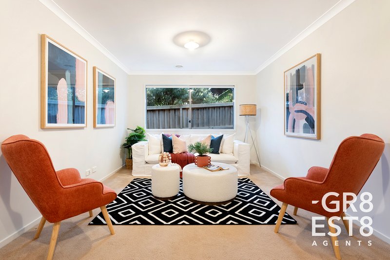 Photo - 13 Emu Bush Drive, Cranbourne West VIC 3977 - Image 5