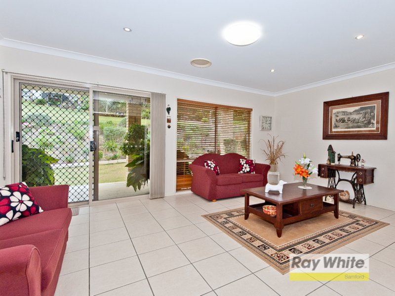 Photo - 13 Endwood Court, Highvale QLD 4520 - Image 6