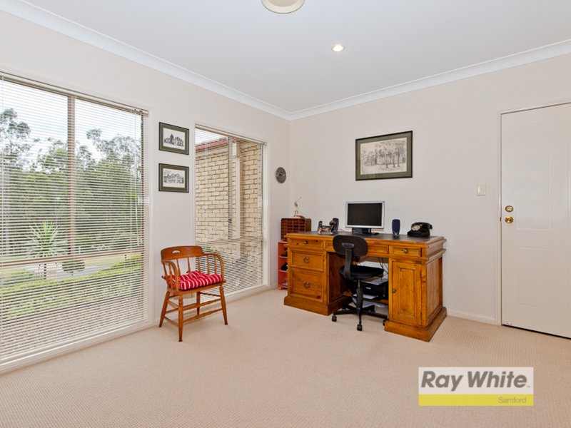 Photo - 13 Endwood Court, Highvale QLD 4520 - Image 9