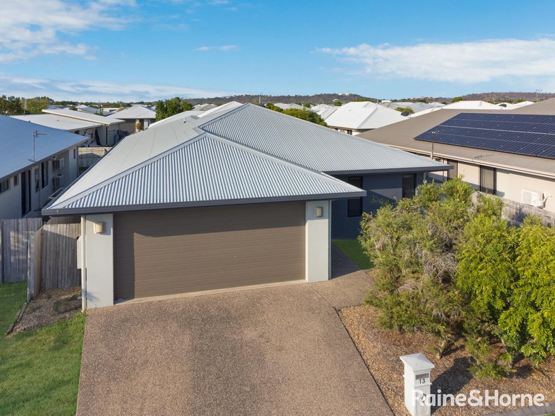 13 Epping Way, Mount Low QLD 4818