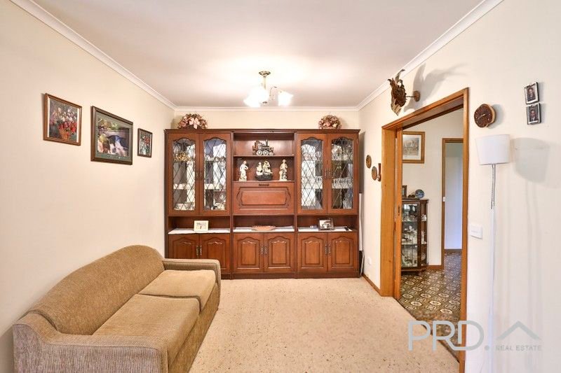 Photo - 13 Euneva Drive, Mildura VIC 3500 - Image 3