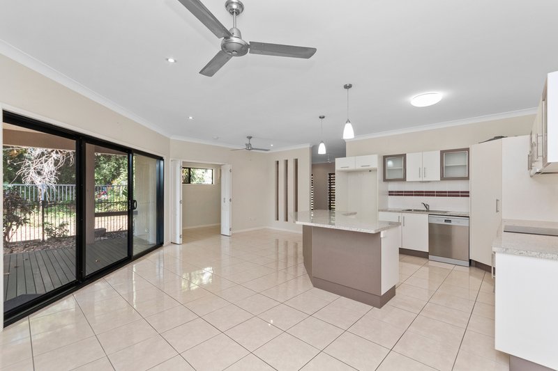 Photo - 13 Eungella Court, Bushland Beach QLD 4818 - Image 3