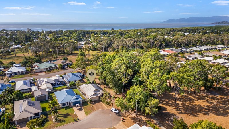 Photo - 13 Eungella Court, Bushland Beach QLD 4818 - Image 14