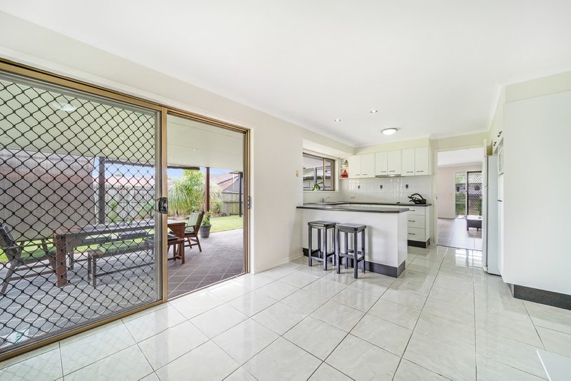 Photo - 13 Everest Street, Daisy Hill QLD 4127 - Image 13