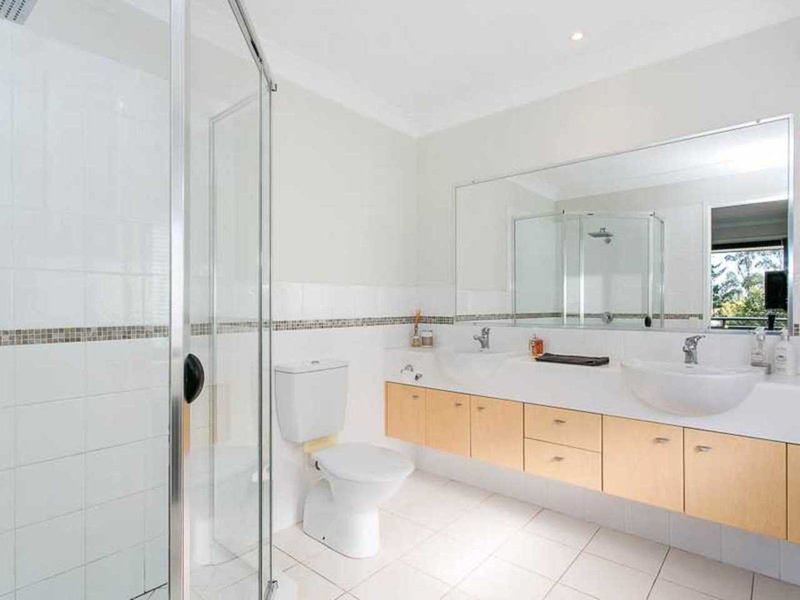 Photo - 13 Faculty Crescent, Mudgeeraba QLD 4213 - Image 16