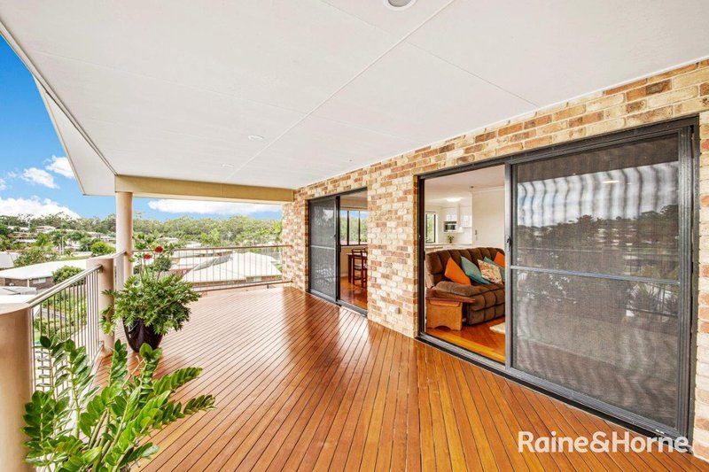 Photo - 13 Fairbairn Place, Clinton QLD 4680 - Image 10