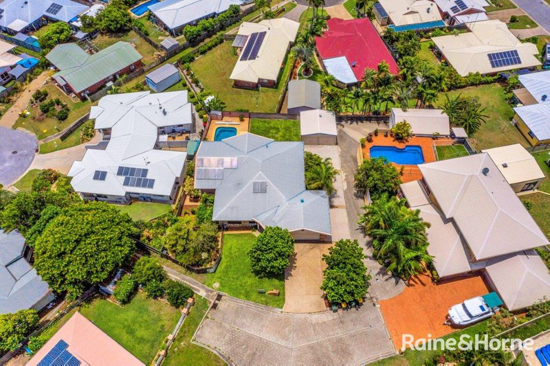 Photo - 13 Fairbairn Place, Clinton QLD 4680 - Image 24