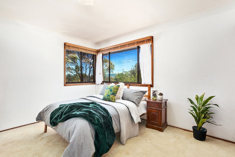 Photo - 13 Fairloch Avenue, Farmborough Heights NSW 2526 - Image 3