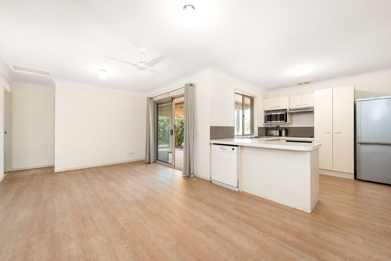 Photo - 13 Falvey Crescent, Goodna QLD 4300 - Image 3