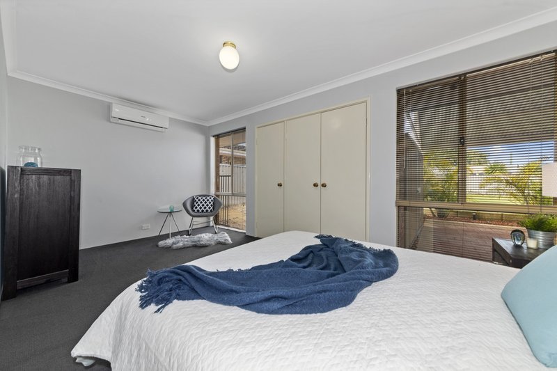 Photo - 13 Farrington Street, Warnbro WA 6169 - Image 15