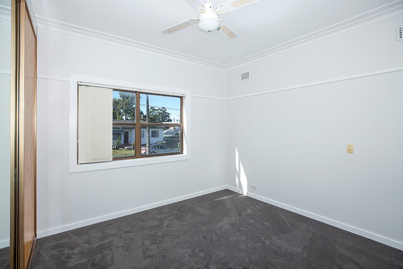 Photo - 13 Fennell Crescent, Blackalls Park NSW 2283 - Image 6