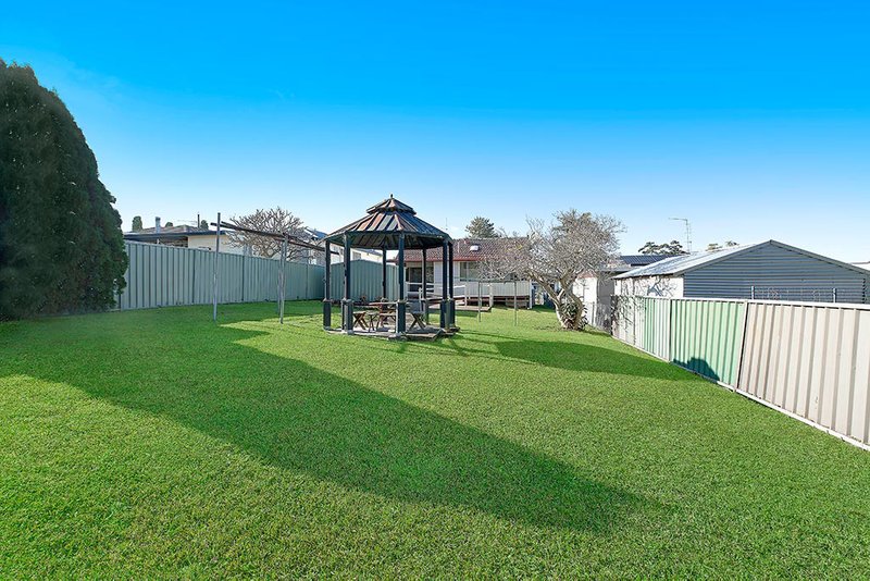 Photo - 13 Fennell Crescent, Blackalls Park NSW 2283 - Image 13