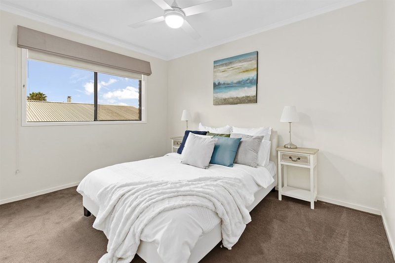 Photo - 13 Ferrier Court, Rowville VIC 3178 - Image 17