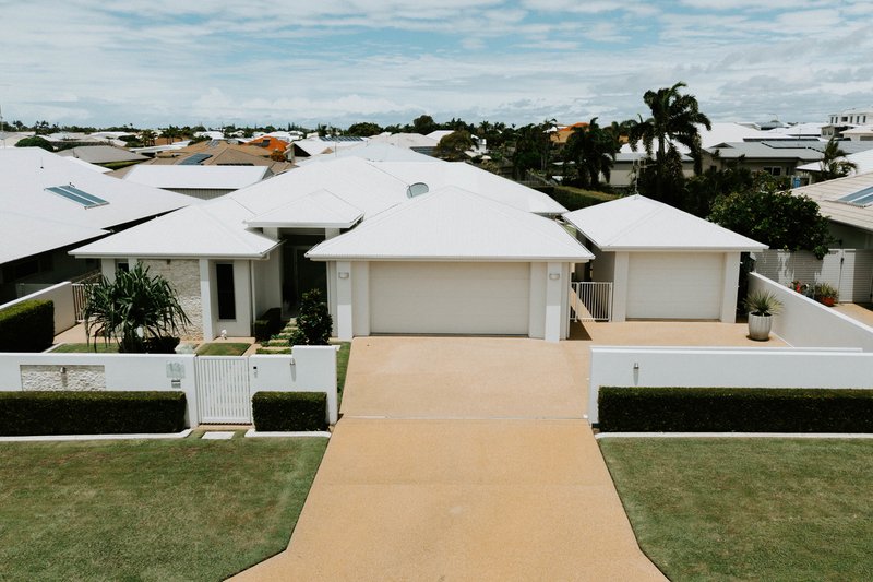 Photo - 13 Fierro Drive, Bargara QLD 4670 - Image 20