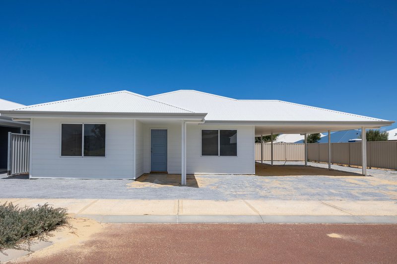 Photo - 13 Figtree Way, Jurien Bay WA 6516 - Image 5