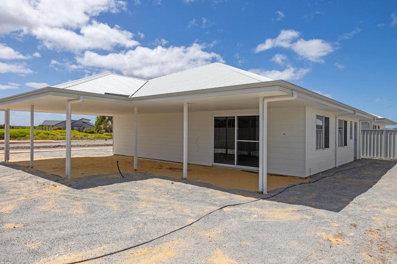 Photo - 13 Figtree Way, Jurien Bay WA 6516 - Image 7