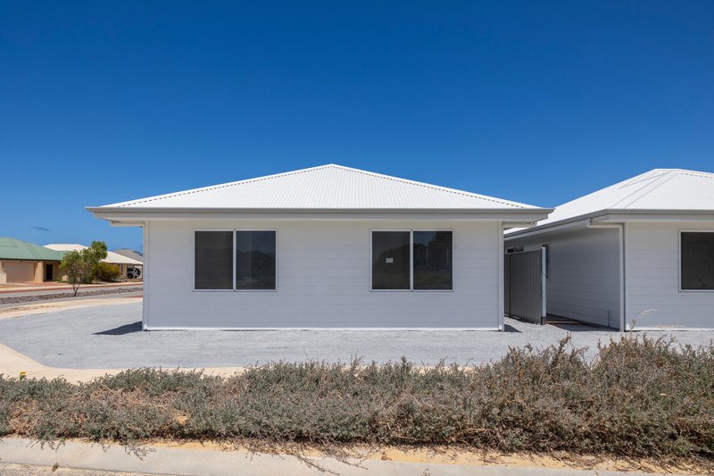 Photo - 13 Figtree Way, Jurien Bay WA 6516 - Image 25