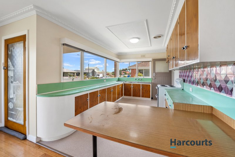 Photo - 13 Finch Street, Ulverstone TAS 7315 - Image 5