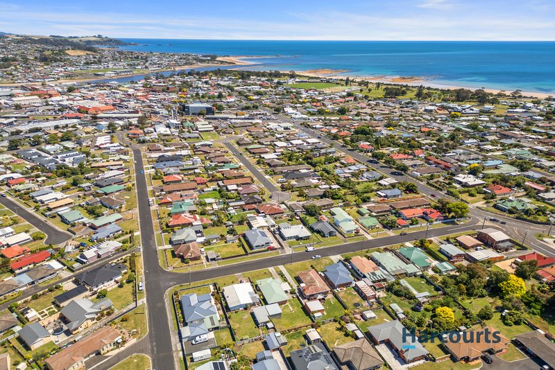 Photo - 13 Finch Street, Ulverstone TAS 7315 - Image 17