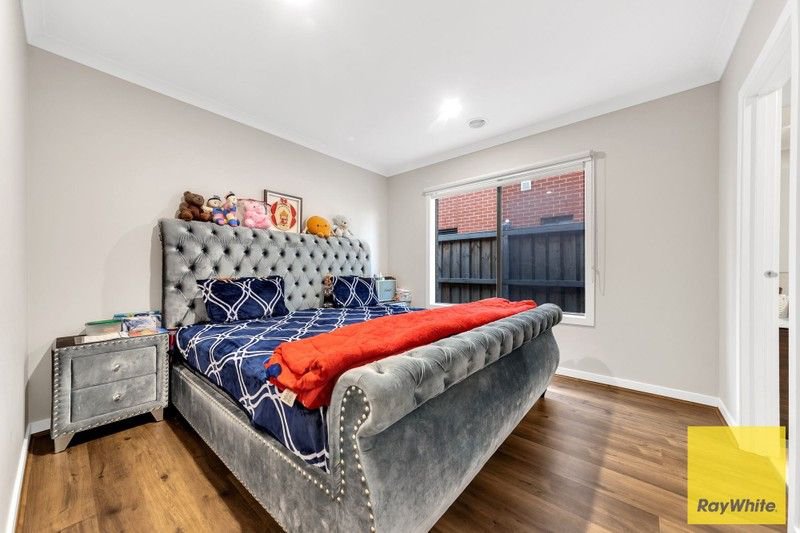 Photo - 13 Finders Circuit, Truganina VIC 3029 - Image 8