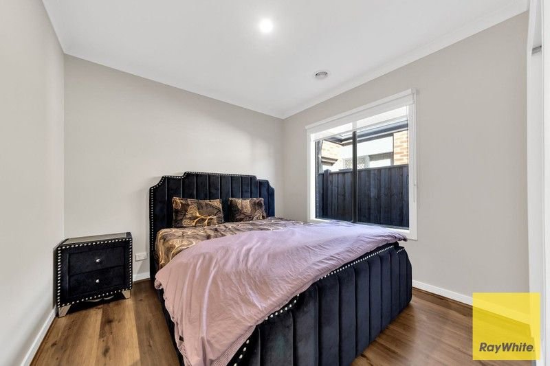 Photo - 13 Finders Circuit, Truganina VIC 3029 - Image 10
