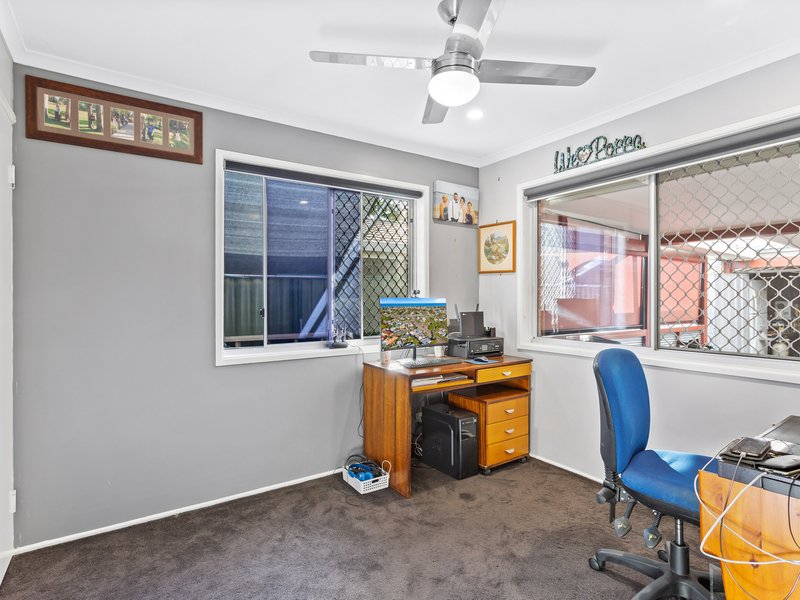 Photo - 13 Fiona St , Beachmere QLD 4510 - Image 10