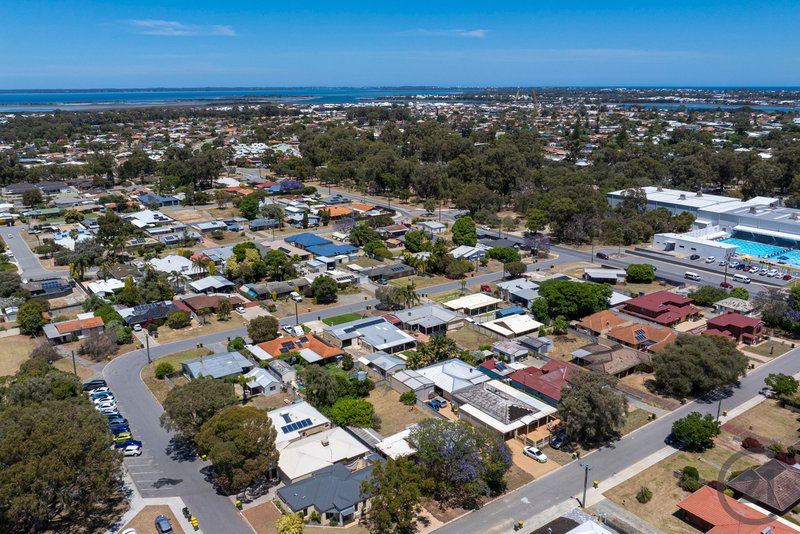 Photo - 13 First Avenue, Mandurah WA 6210 - Image 25