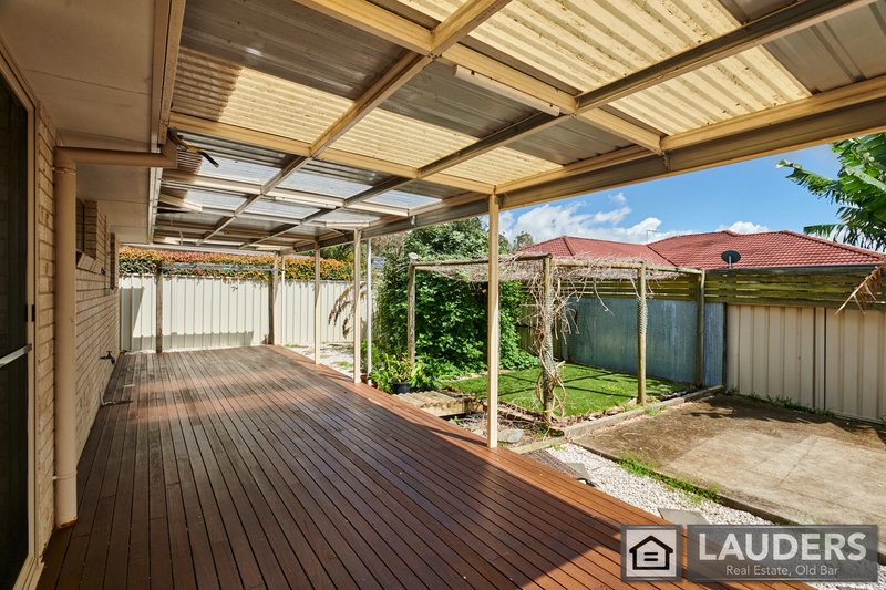 Photo - 13 Flagtail Avenue, Old Bar NSW 2430 - Image 16