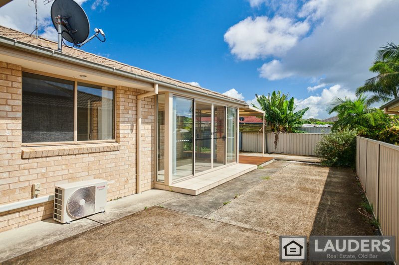 Photo - 13 Flagtail Avenue, Old Bar NSW 2430 - Image 18