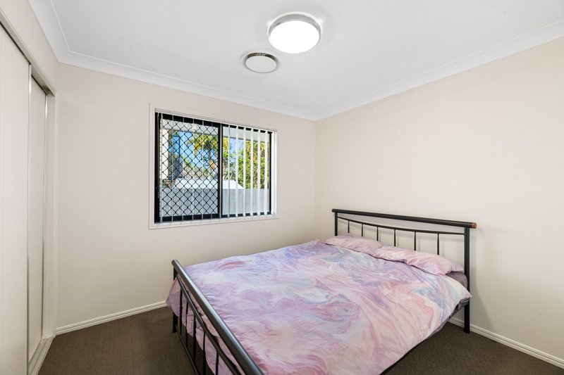 Photo - 13 Flinders Parade, Deception Bay QLD 4508 - Image 7