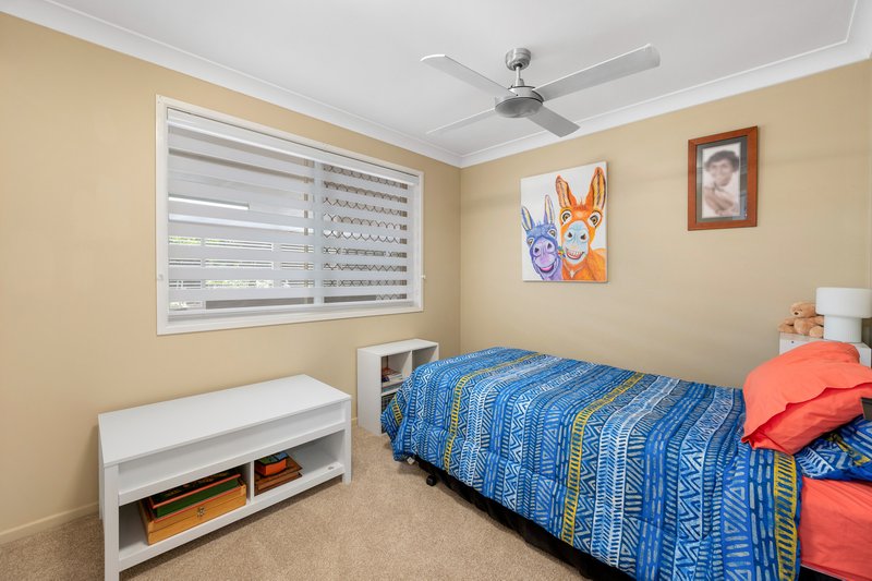 Photo - 13 Flounder Crescent, Toolooa QLD 4680 - Image 14