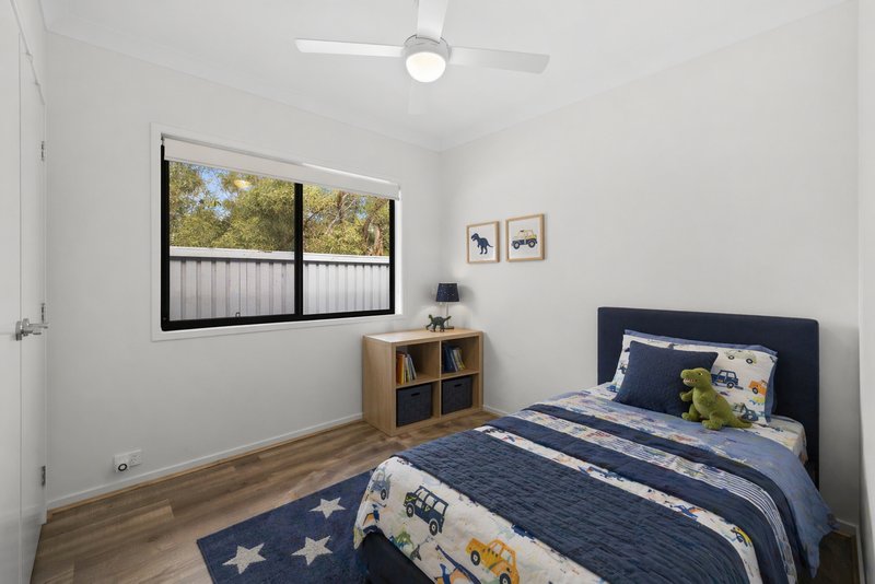 Photo - 13 Forbes Crescent, Upper Kedron QLD 4055 - Image 11