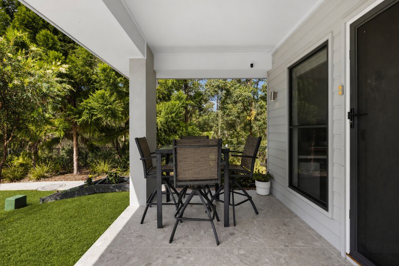 Photo - 13 Forbes Crescent, Upper Kedron QLD 4055 - Image 15