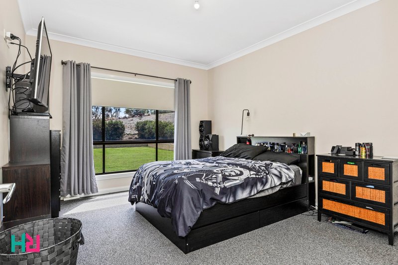 Photo - 13 Forest Ridge Drive, Wallerawang NSW 2845 - Image 12