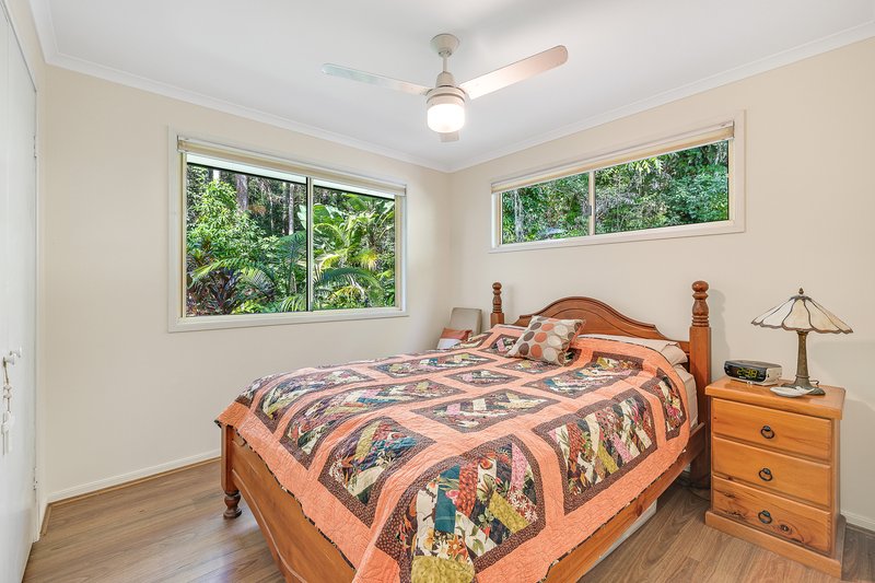 Photo - 13 Forest View Court, Forest Glen QLD 4556 - Image 15